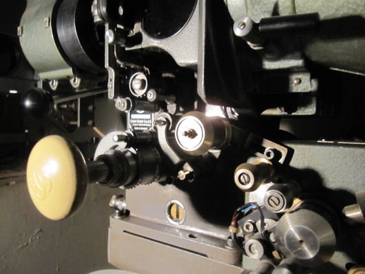 analog_projektor_kino_horn